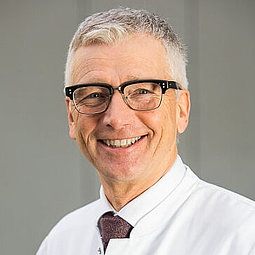 Prof. Dr. Ralf-Joachim Schulz Chefarzt GER